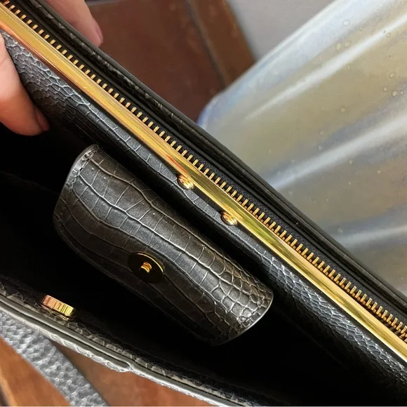 A NEW DAY Gray Croc with Gold Details Crossbody Bag - Picture 16 of 16